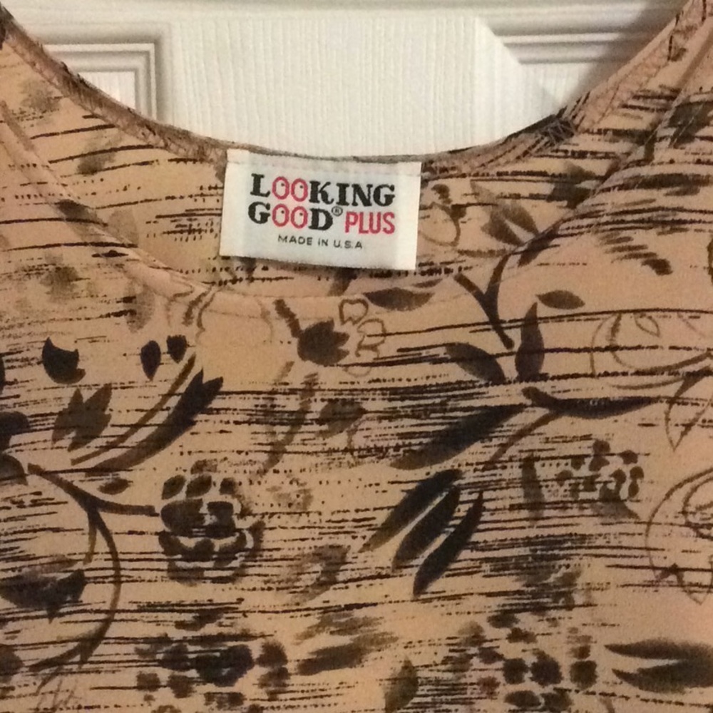 Dress - Picture 2 of 3